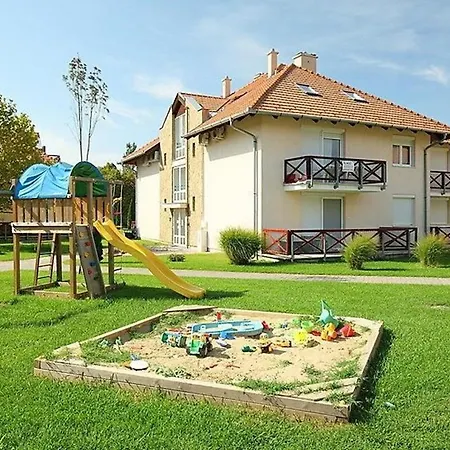 In 39931 Apartman *